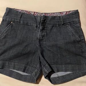 One 5 One shorts, Size 12